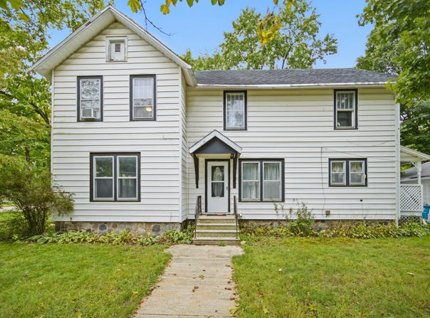 206 W Main Street, Burr Oak, MI 49030