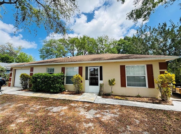 511 TERRIER WAY, NEW SMYRNA BEACH, FL 32168