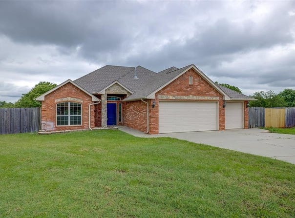 811 W Abi Road, Washington, OK 73093