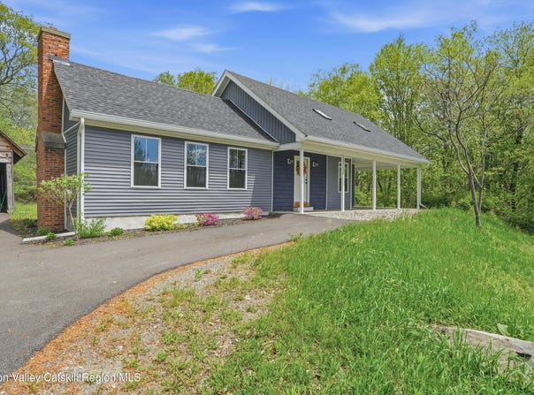 757 Taborton Road, Averill Park, NY 12018