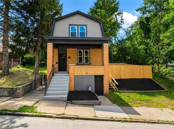 111 Mountain Avenue, Arlington, PA 15210