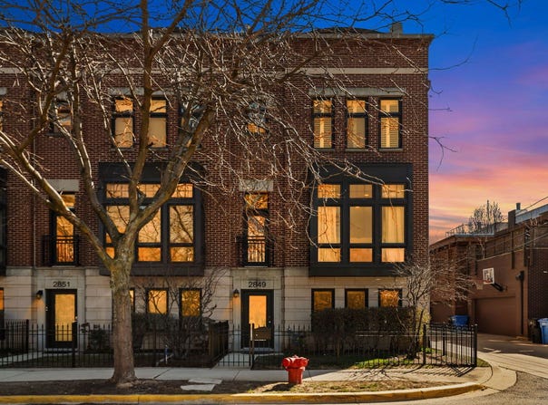 2849 N Hermitage Avenue, Chicago, IL 60657