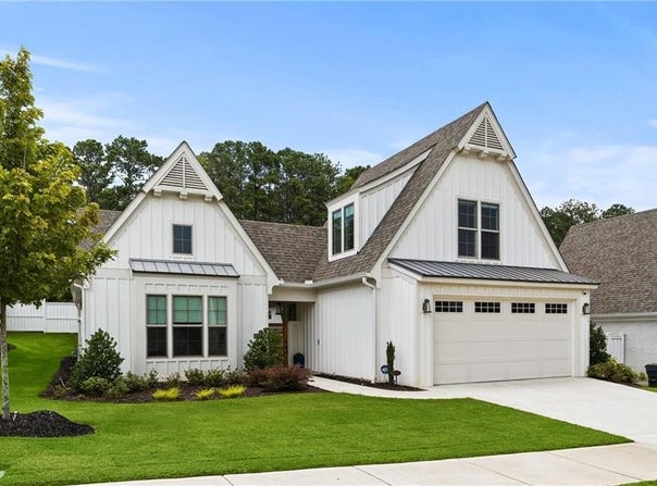 305 Arbor Garden Circle, Newnan, GA 30265