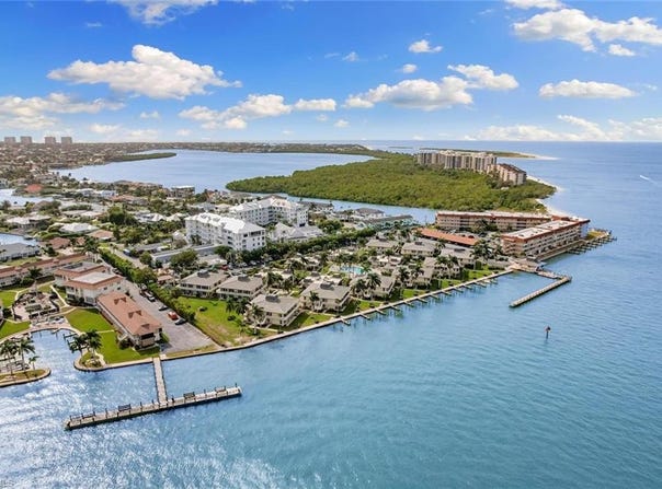 1215 Edington, MARCO ISLAND, FL 34145