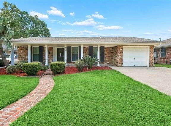 4104 HARING Road, Metairie, LA 70006