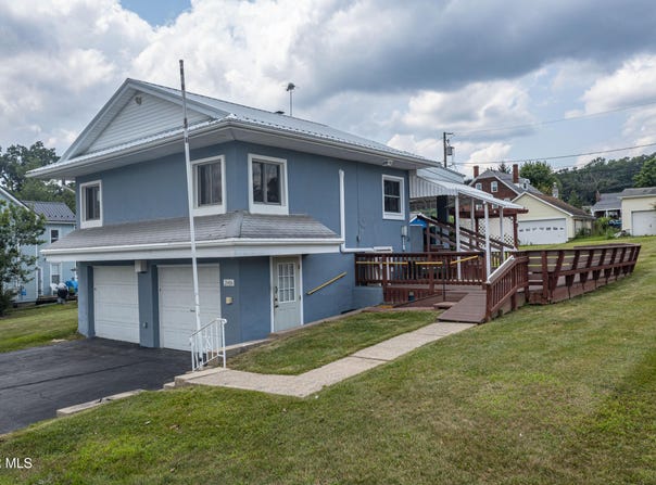 2406 15th Avenue, Altoona, PA 16601