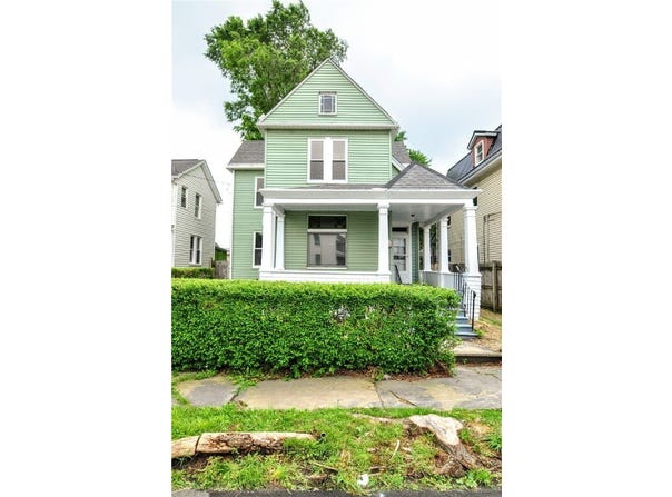 412 Everson Ave, Scottdale, PA 15683
