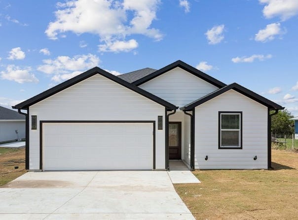 4844 Cimmaron Trail, Weatherford, TX 76087