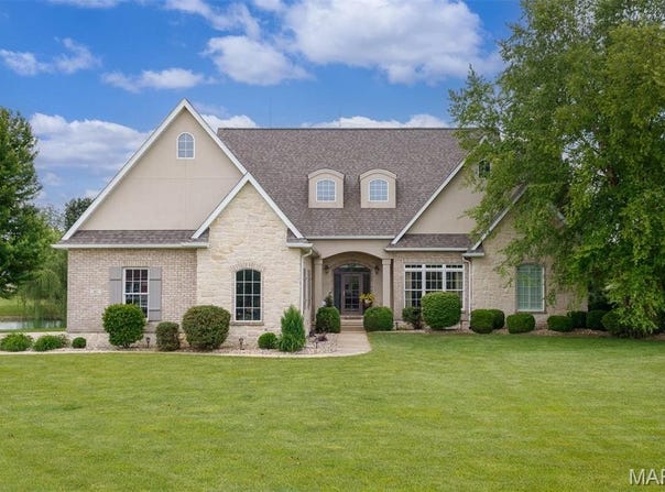 112 Verrazanno, Highland, IL 62249