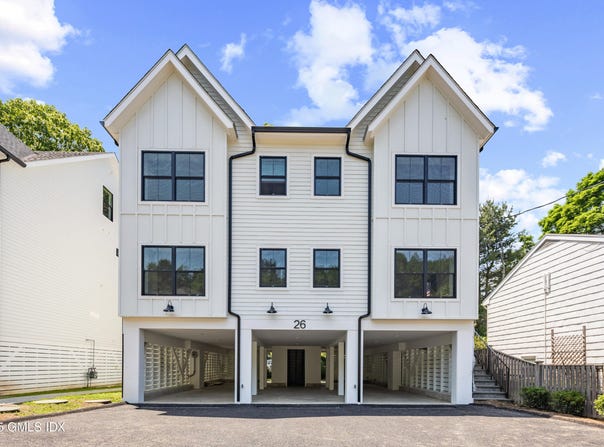 24 Homestead Lane, Greenwich, CT 06831