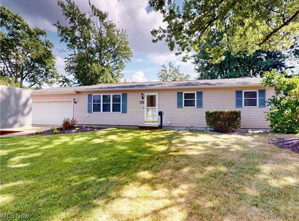 7698 Miami Road, Mentor on the Lake, OH 44060