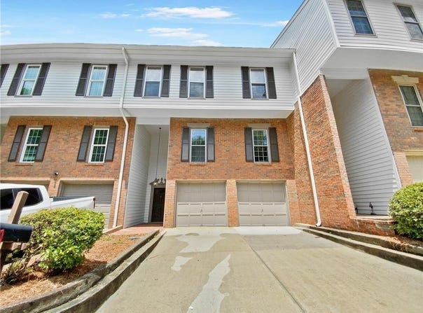 502 Brandywine Circle, Atlanta, GA 30350