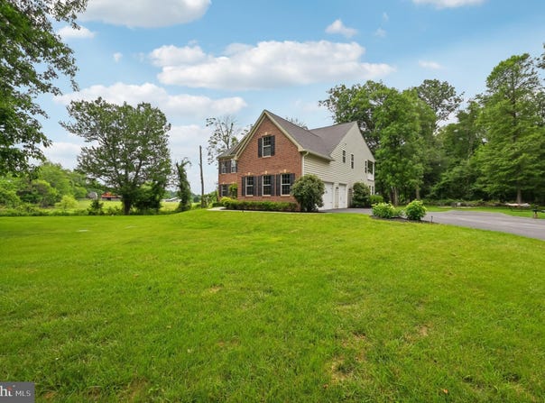 2425 ELLIES WAY, WEST FRIENDSHIP, MD 21794