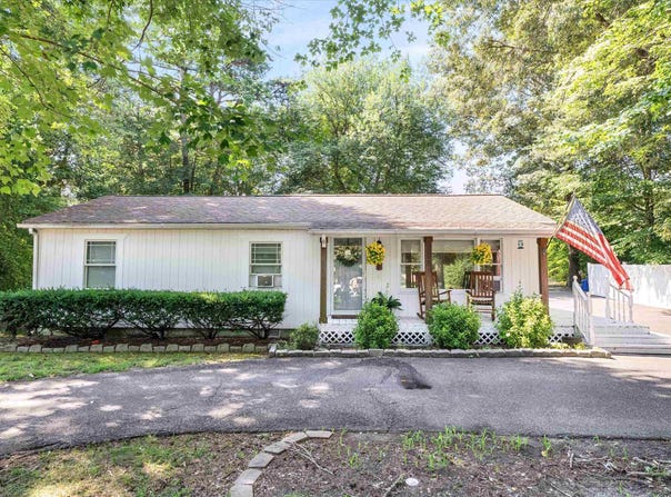 17 Dennis Creek, South Dennis, NJ 08210