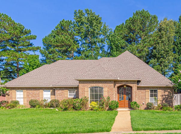 130 Oak Meadow Drive, Clinton, MS 39056