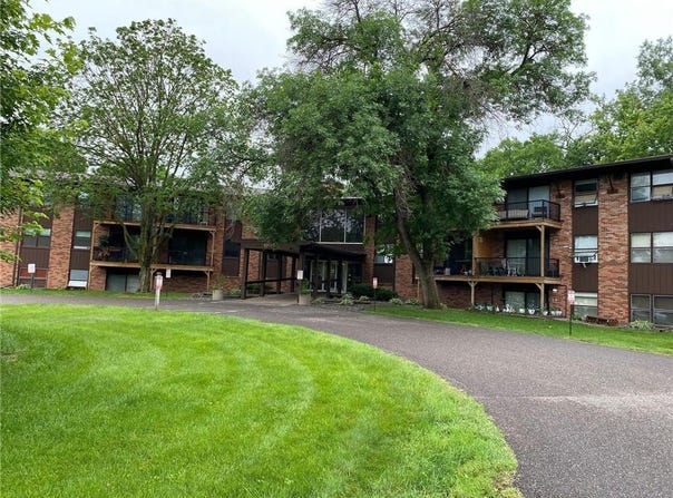 10113 W 34th Street, Minnetonka, MN 55305