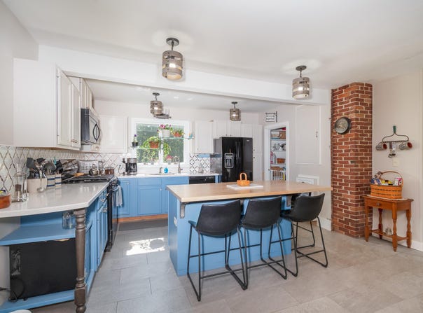 155 Oak Street, Oakland, ME 04963