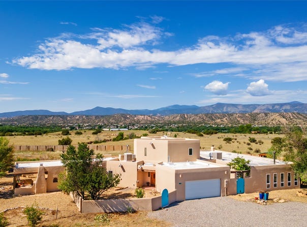 91 Private Dr 1613B, Medanales, NM 87548