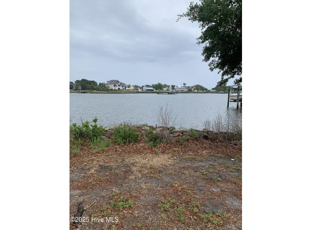 195 Beulah Lane, Newport, NC 28570