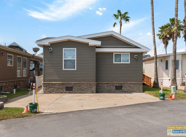 796 E Oyster Dr., Port Isabel, TX 78578