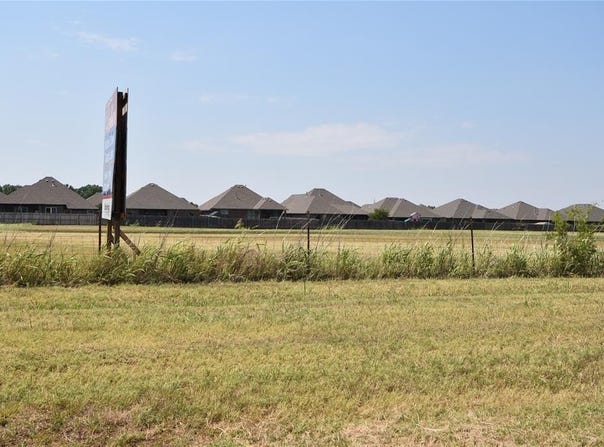 13800 N County Line Road, Yukon, OK 73099