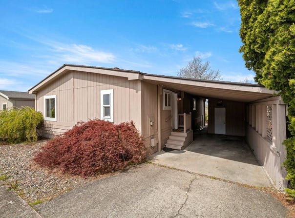 735 SW SUNSET WAY, TROUTDALE, OR 97060