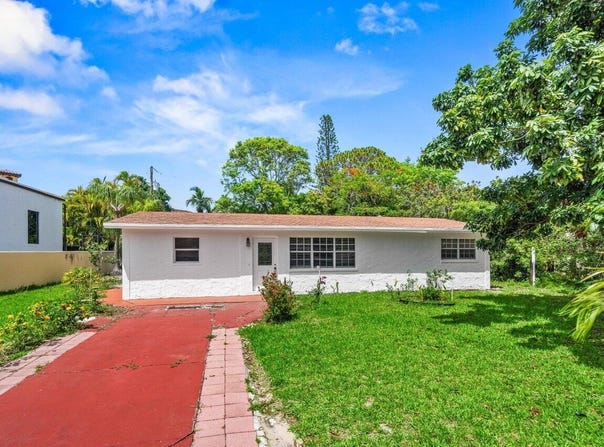 249 NW 4th Diagonal, Boca Raton, FL 33432