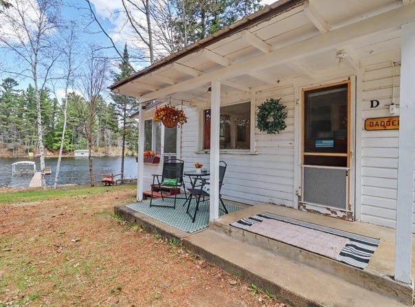 1287 RIVERDALE LN, Eagle River, WI 54521