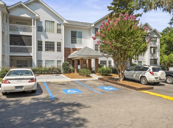 1231 Ladys Island Drive, Port Royal, SC 29935