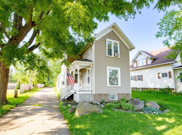 317 N 3rd Street, Fort Atkinson, WI 53538-1907