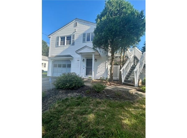 140 Alden Avenue, Warwick, RI 02886