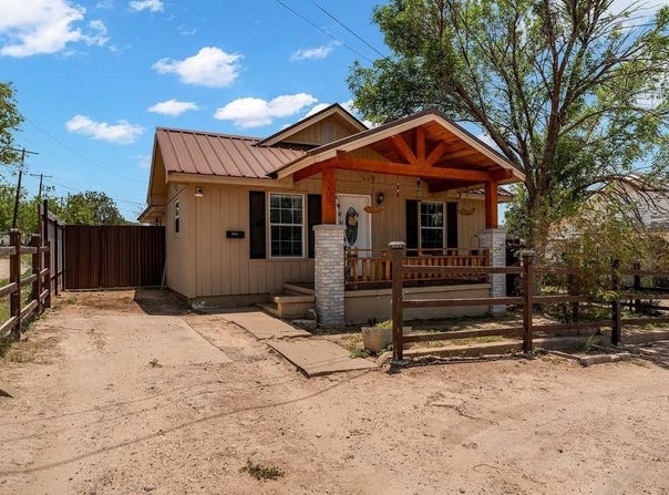 407 W 5th St, Big Spring, TX 79720
