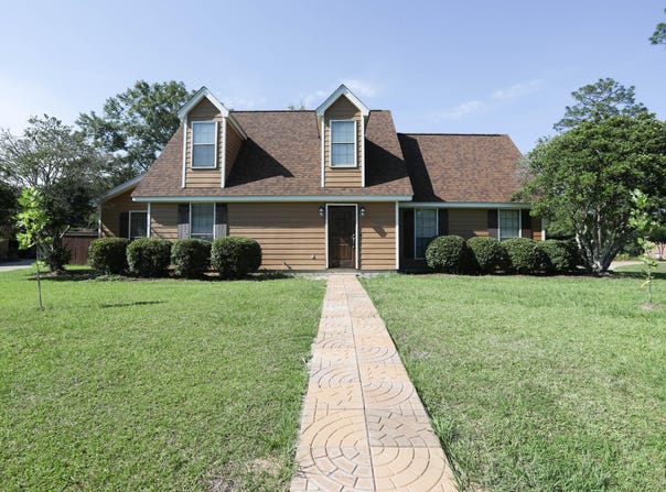 201 Chesterfield, Hattiesburg, MS 39402