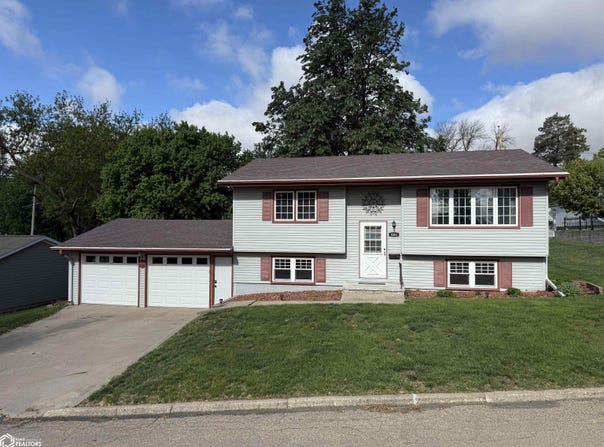 304 Carter Street, Irwin, IA 51446