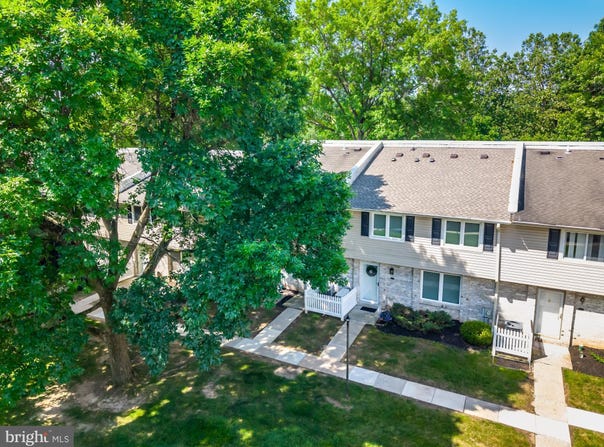 218 VILLAGE WALK, EXTON, PA 19341