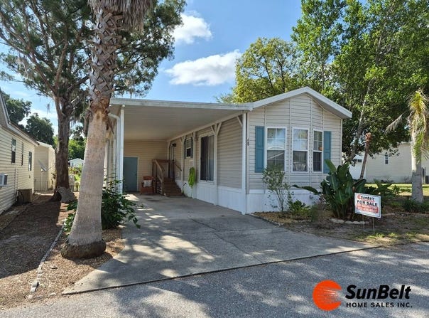 200 Devault Street, Umatilla, FL 32784