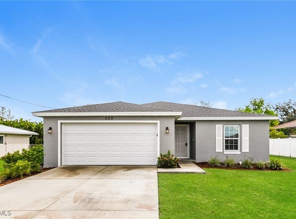 509 SW 7th Place, Cape Coral, FL 33991