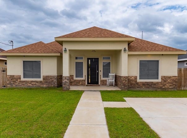 3048 Ariel Drive, Eagle Pass, TX 78852