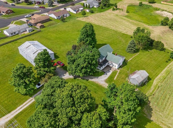 405 Miner Road, Avilla, IN 46710-9526