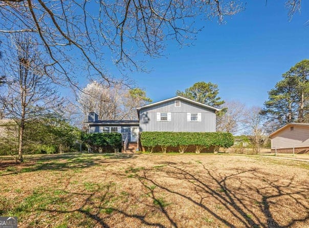 3006 Deshong, Stone Mountain, GA 30087