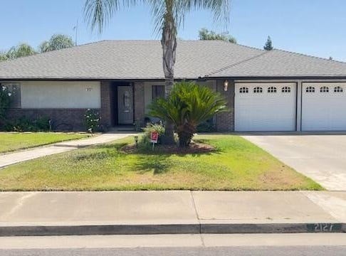 2127 Sequoia Avenue, Sanger, CA 93657