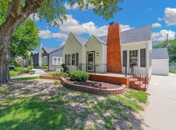 1488 N COOLIDGE AVE, Wichita, KS 67203-2983
