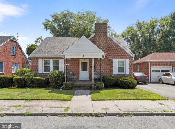 904 KUHN AVENUE, HAGERSTOWN, MD 21740
