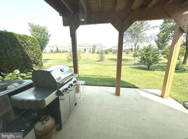 121 HELEN DRIVE, CINNAMINSON, NJ 08077
