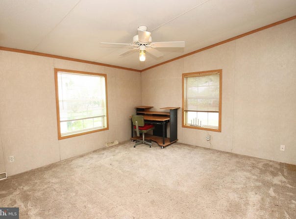 16847 LONGFELLOW COURT, HAGERSTOWN, MD 21740