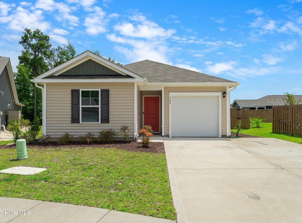 304 Azimuth Drive, Surf City, NC 28445