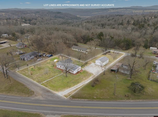 114 LITHIA STREET, Cotter, AR 72626