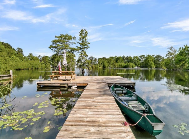 107 Jacks Lane, Bonneau, SC 29431