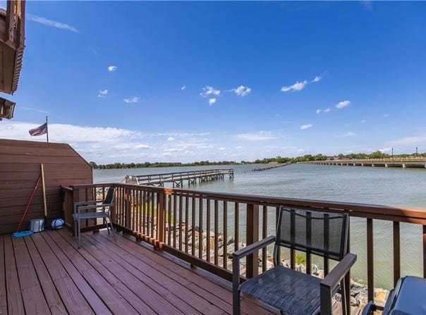 63 Waters Edge Circle, Hampton, VA 23669