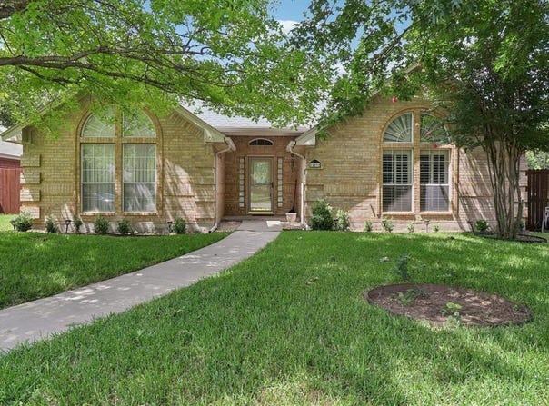 409 Meadow Lane, Denton, TX 76207